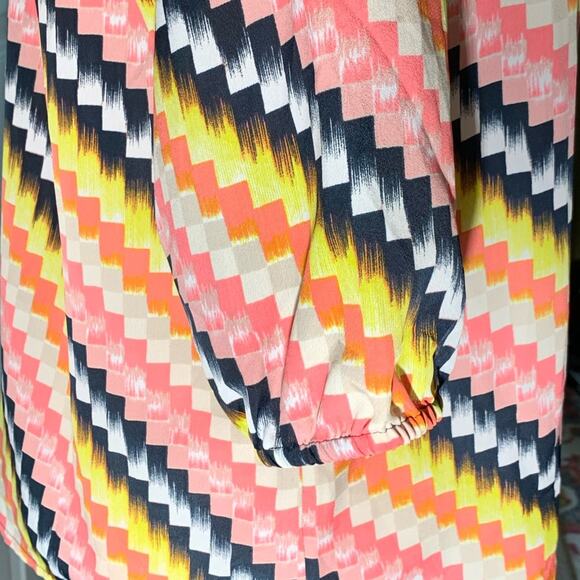 Ann Taylor Blouse Top Petite Multicolor Zig Zag 3/4 Sleeve Retro Casual Size SP - Picture 4 of 10